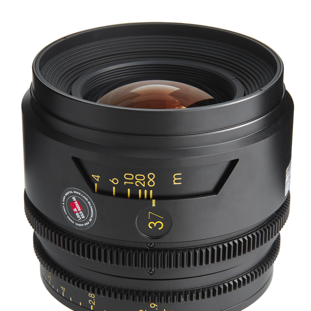 Secondary picture of Blackwing7 X-tuned 37mm T1.9 CF0.45m ø104