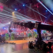 Scorpio 45' / 14m Crane image 3