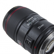 Canon EF 35mm f/1.4 L II USM CF0.3m ø72 image 2