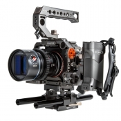 Sony a7S III with Tilta Cage image 2