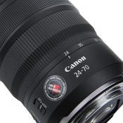 Canon RF 24-70mm f/2.8 L IS USM ø82 image 2