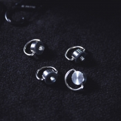 CRDBAG D-Ring 1/4" Camera Screw 4-Pack image 3